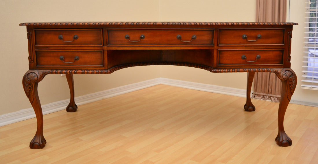 Burchard Galleries Sunday July 26 2017 Lot 1073 Gany Chippendale Style Executive Desk 5 Drawer With Gadroon Edges Carved Cabriole Legs Ending In Ball And Claw Feet Measures Approx
